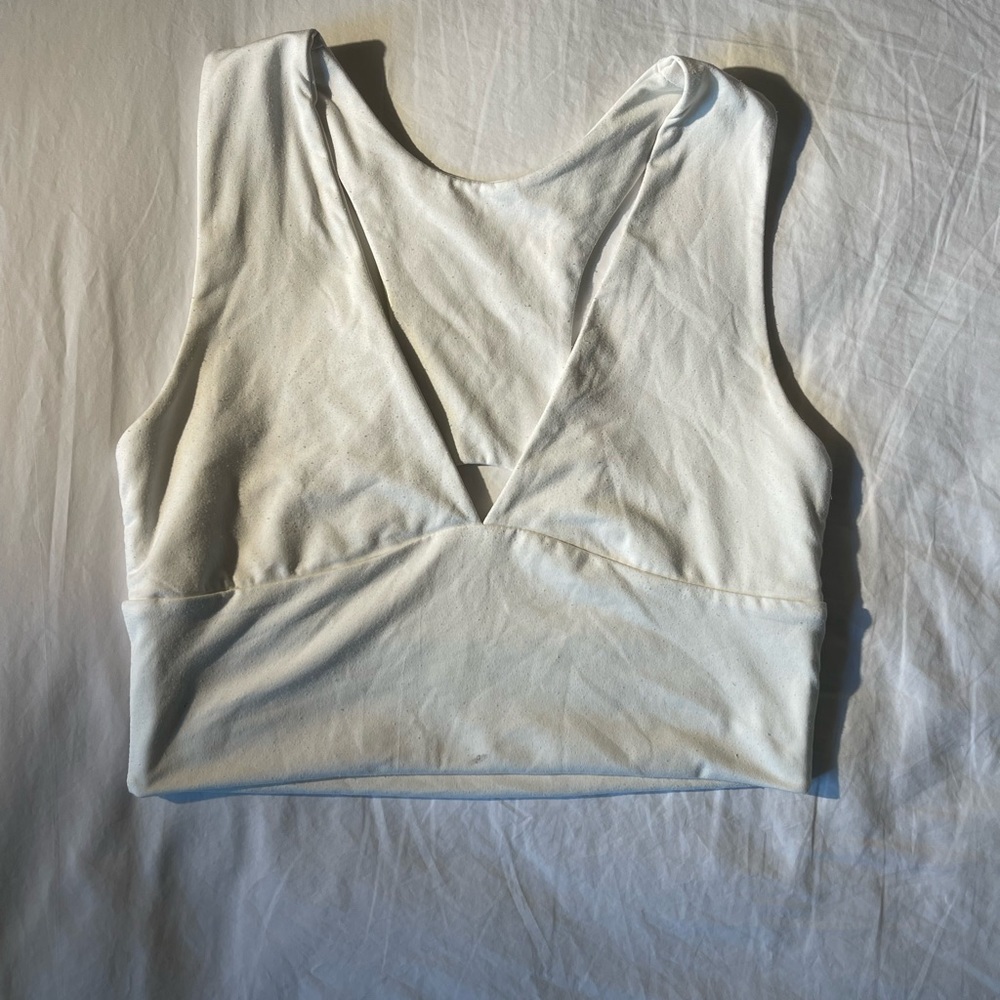 White cross back workout top